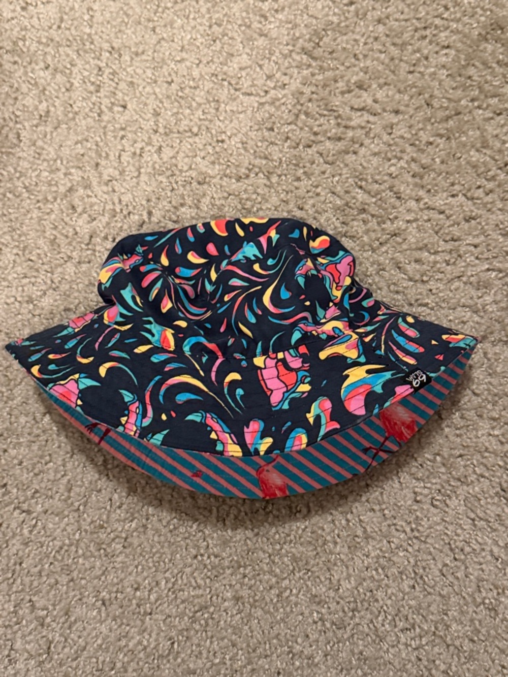 Unisex Reversible Colorful Patterned/Flamingo Bucket Hat
